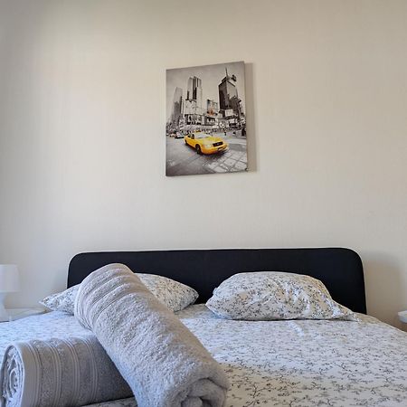 Le Mirage - Appartement 2 Chambres, Salon, Cuisine Equipee, Parking Et Wifi Gratuit ミュルーズ エクステリア 写真