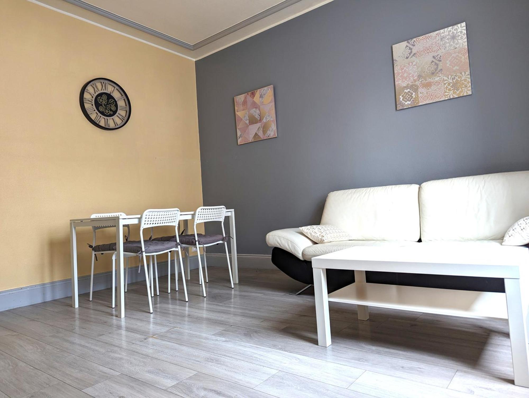 Le Mirage - Appartement 2 Chambres, Salon, Cuisine Equipee, Parking Et Wifi Gratuit ミュルーズ エクステリア 写真